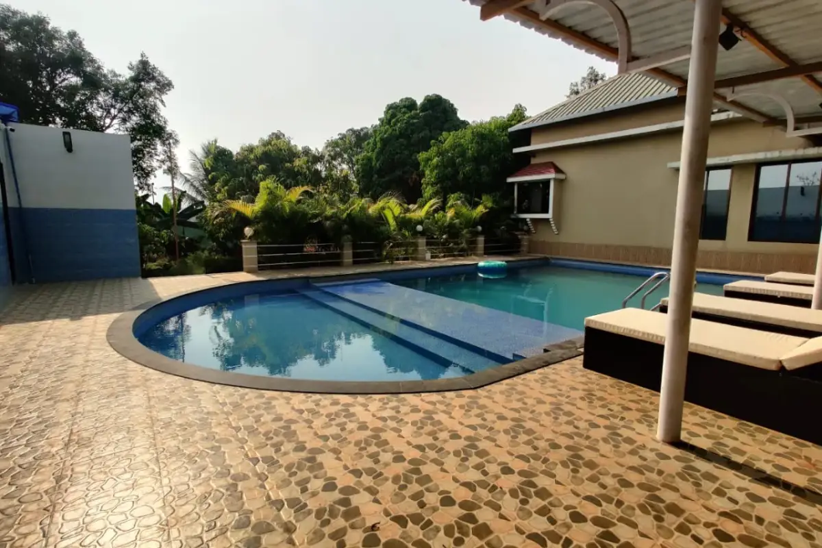 Aura Villa