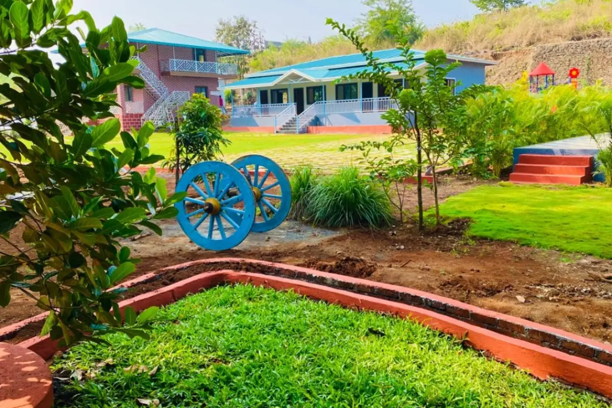 Green Forest Staycations