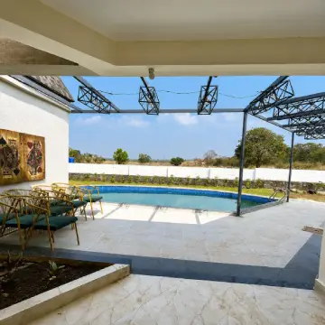 The Circle Villa